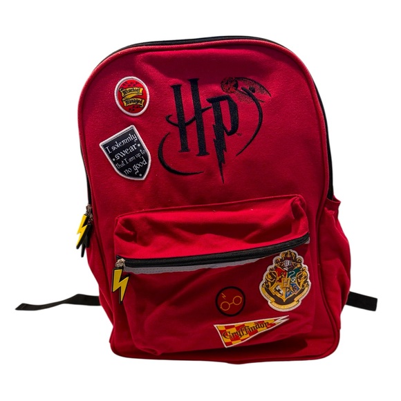 Harry Potter GRYFFINDOR Backpack with Patches and Themed Zippper and Lining New - Picture 1 of 7
